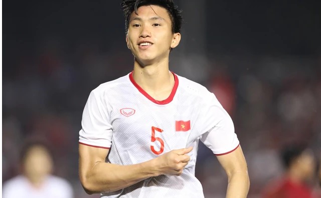 goi-van-hau-la-ke-thu-bao-indo-mung-ra-mat-vi-anh-vang-mat-tai-vck-asian-cup