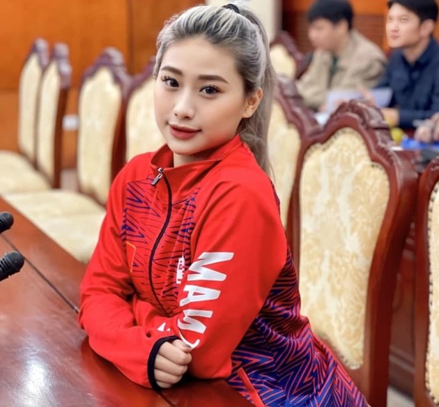 vu-vdv-pham-nhu-phuong-to-bi-thu-phe-tien-thuong-2-hlv-bi-cho-nghi-viec