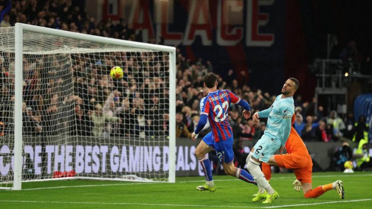 Crystal Palace vs Burnley (02:40 – 12/02) | Xem lại trận đấu