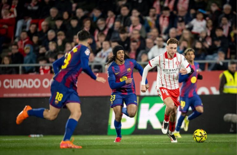 Girona vs Barcelona (03:00 – 17/02) | Xem lại trận đấu