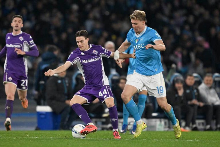 Napoli vs Fiorentina (00:00 – 01/02) | Xem lại trận đấu